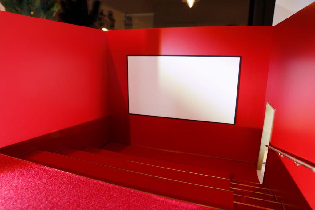 Behind the Scenes of Red Cube: The basis of the cinema